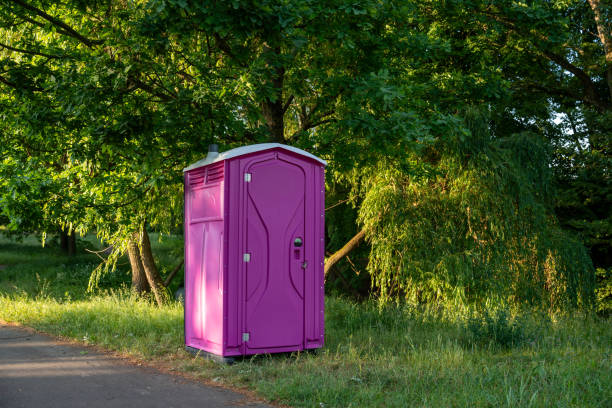 Best Portable restroom trailer rental  in Englewood Cliffs, NJ